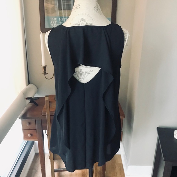 BXC Black Sleeveless Blouse w/Chain Sz M - Picture 4 of 5